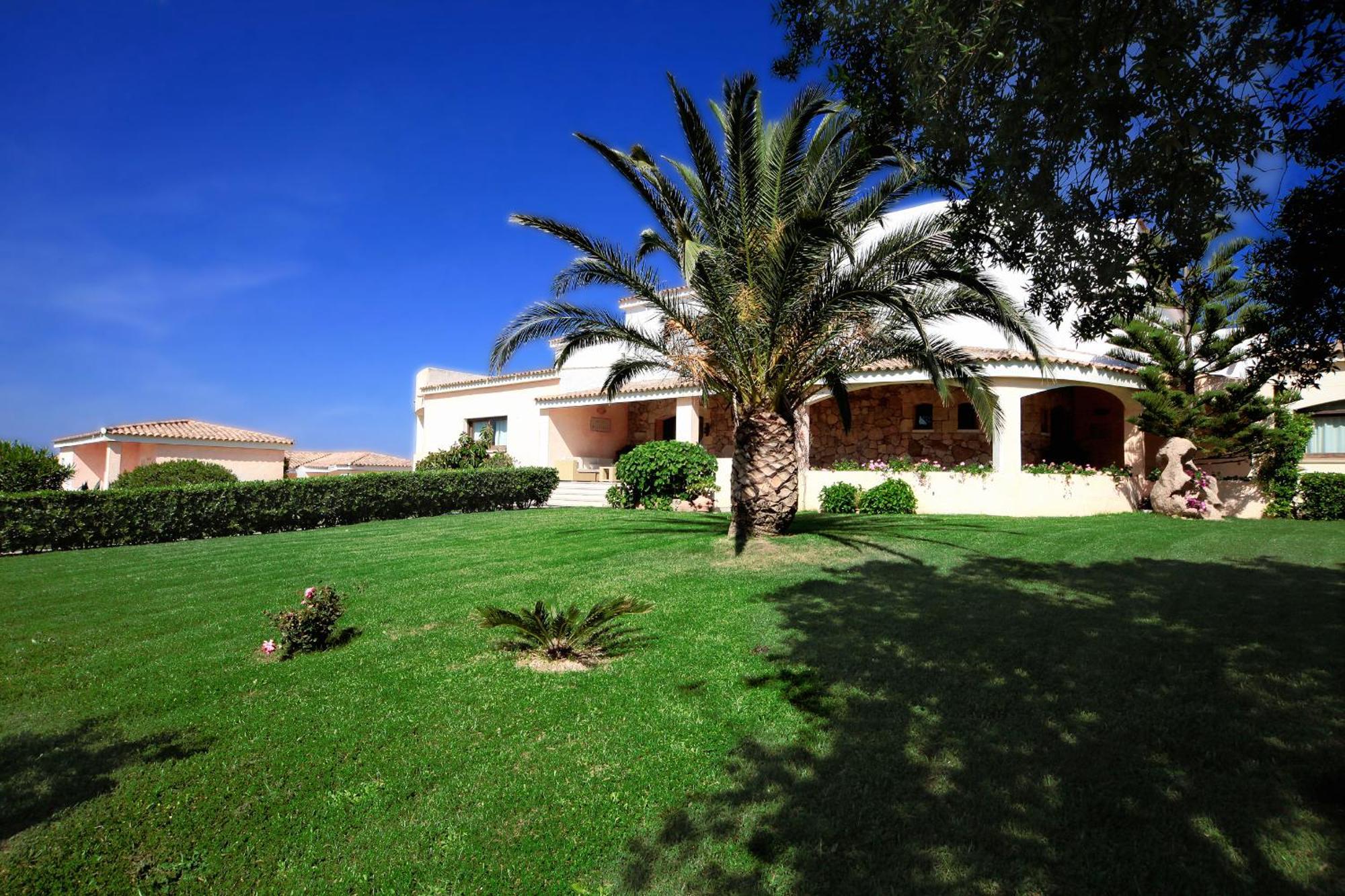 Hotel Micalosu Cannigione Exterior photo